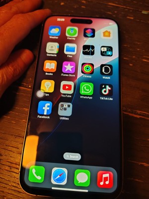 Apple iPhone 16 Plus - 128 GB - Pink (Unlocked) w tiktok