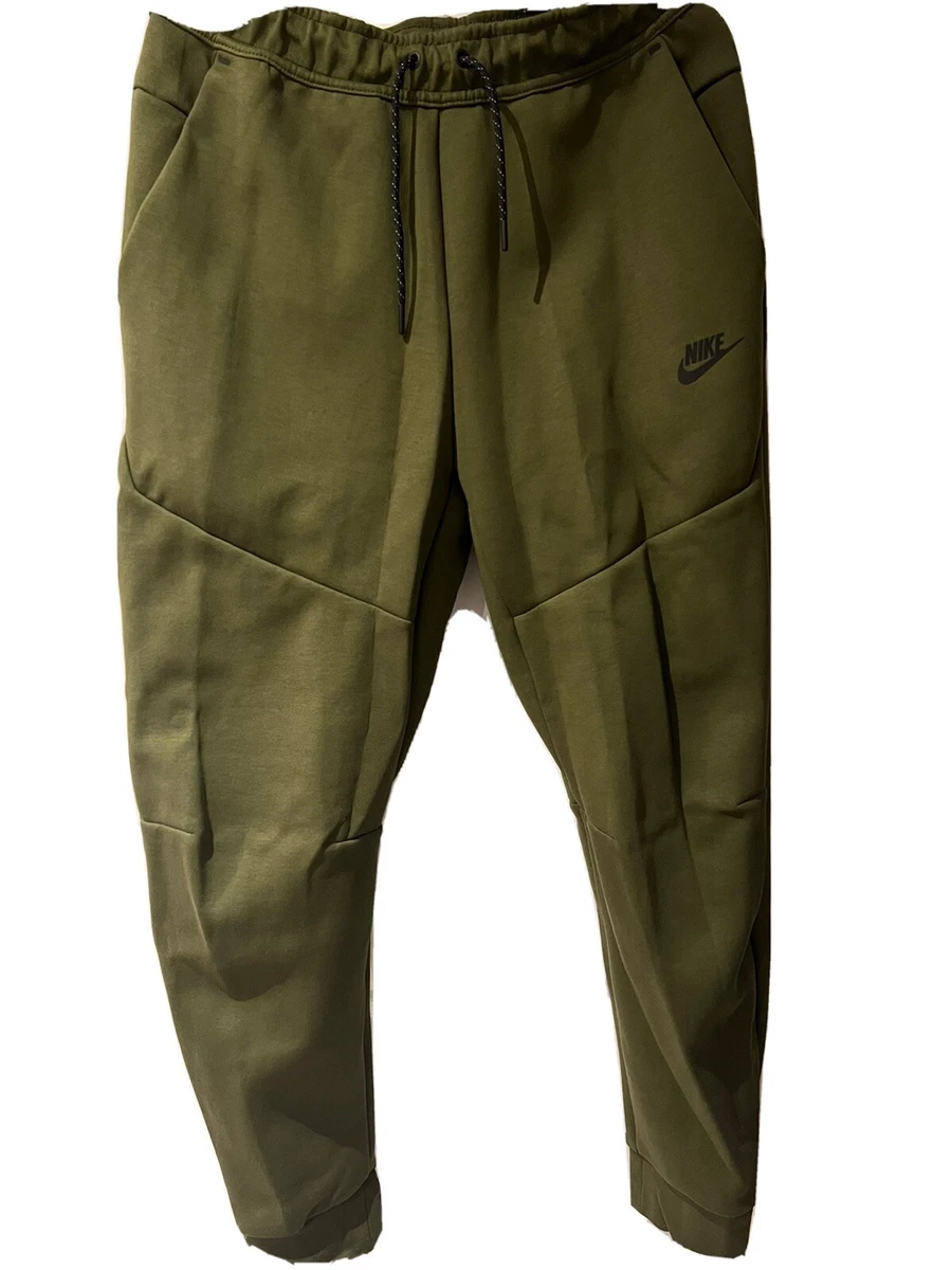 Nike tech fleece pants medium clearance
