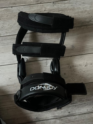 DonJoy Hinged Adjustable Left Knee Brace for Stabilization Black