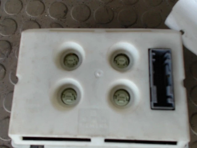 Display/bildschirm Opel Vectra 1.8 Caravan B 90569346 12 Monate Garantie - Bild 2 von 4