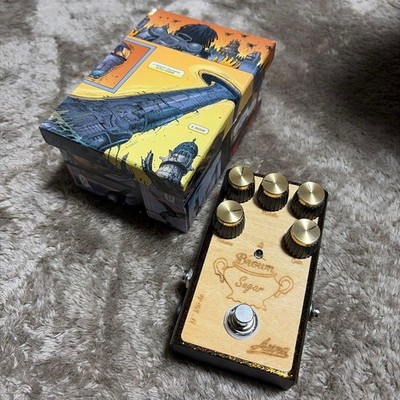 Aura Amp Brown Sugar handgefertigtes Effektpedal für Gitarre unbenutzt kürzli...