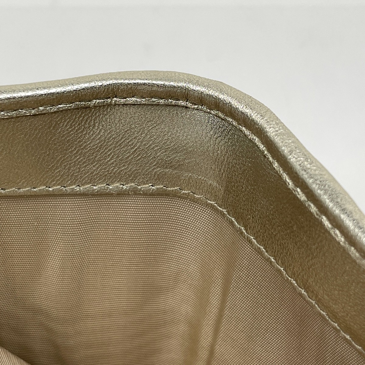 PRADA Logo Tri-Fold Wallet Gathered Tri-Fold Wallet leather Gold 1MH176 Women thumbnail 4