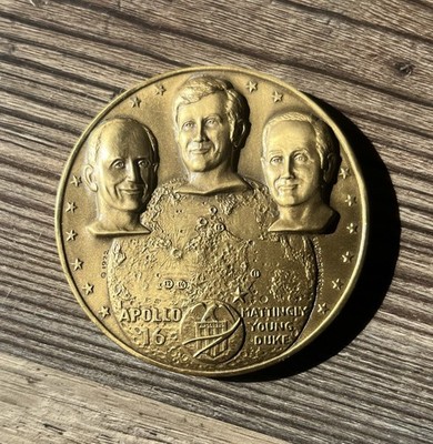 Vntg Apollo 16 America's 5th Moon Landing 1972 Commemorative Medallion 1972 NASA
