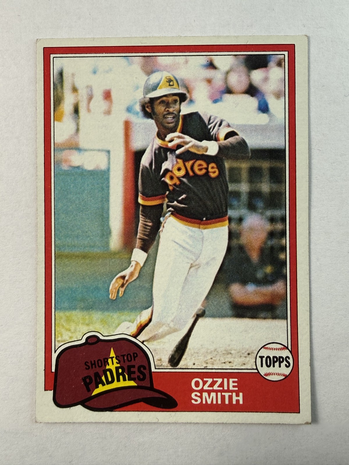 Ozzie Smith #254 Baseball Cards 1981 Topps trading card — raw and PSA graded price guide