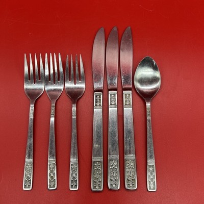 Customcraft CUS3 Fleur de Lis Stainless Flatware Mixed Lot 7 Pcs