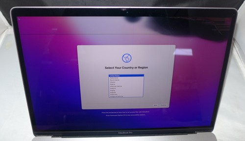 Apple MacBook Pro Touch Bar 15"(2016) Space Gray, 1TB, i7, 16GB-Defective screen - Picture 4 of 11