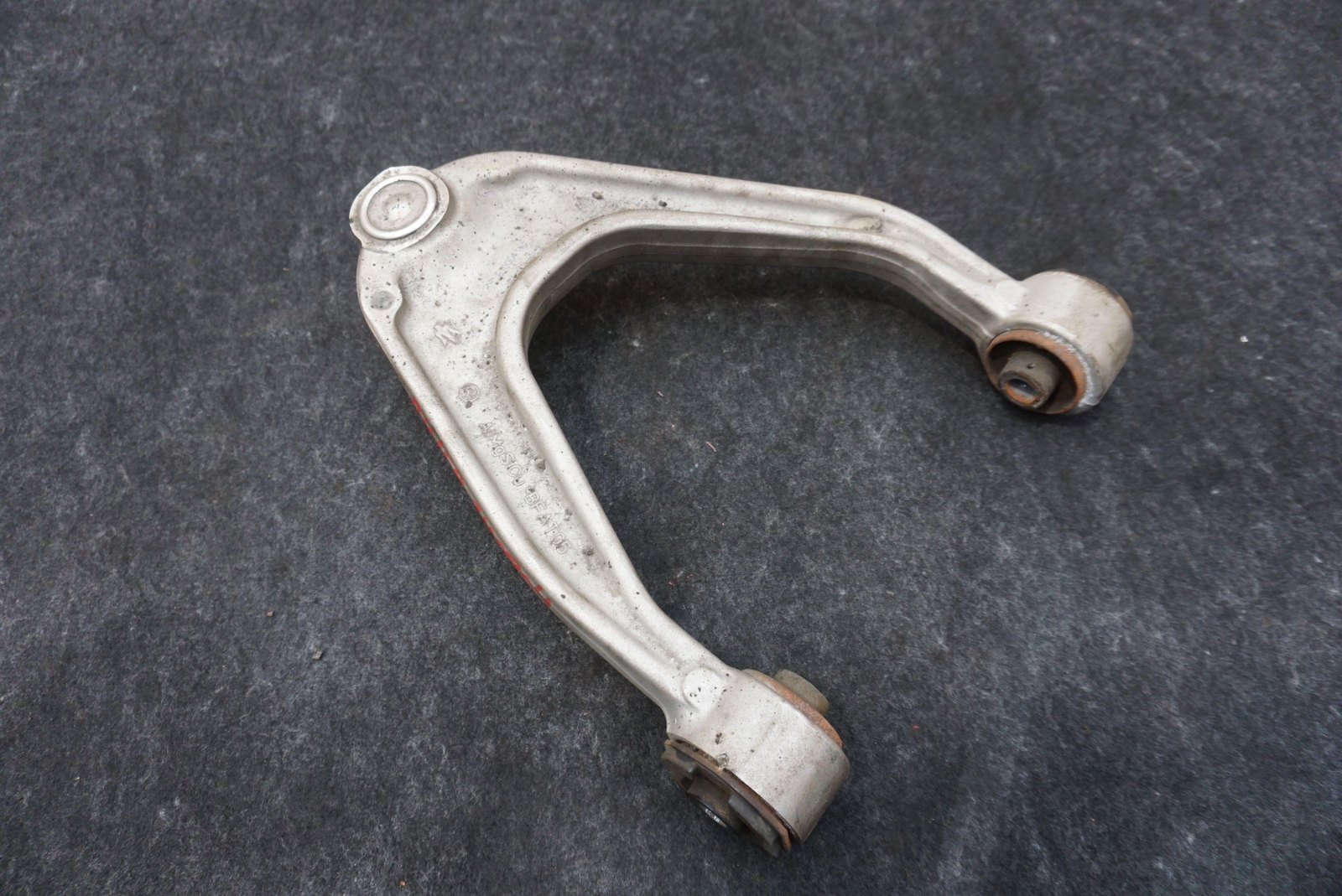 Front Right Side Upper Control Arm OEM 670004186 Maserati Ghibli M157 2014-17+