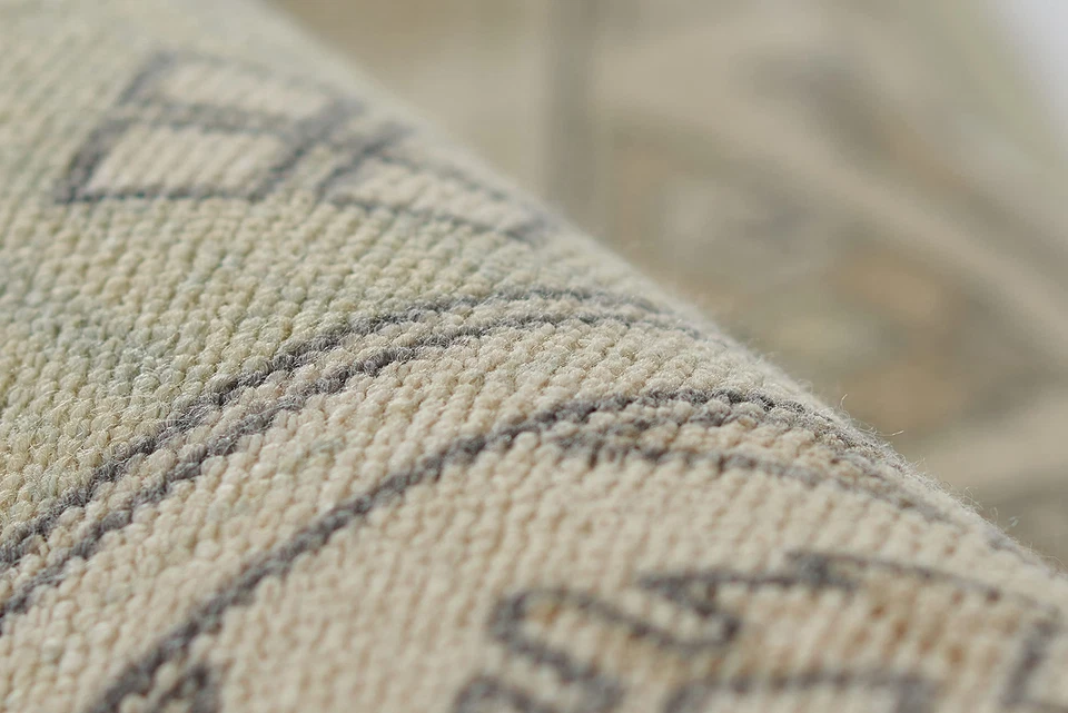 Momeni Anatolia 羊毛和尼龙小地毯,鼠尾草,7 英尺 9 英寸 X 9 英尺 10 — 第 4/4 张图片