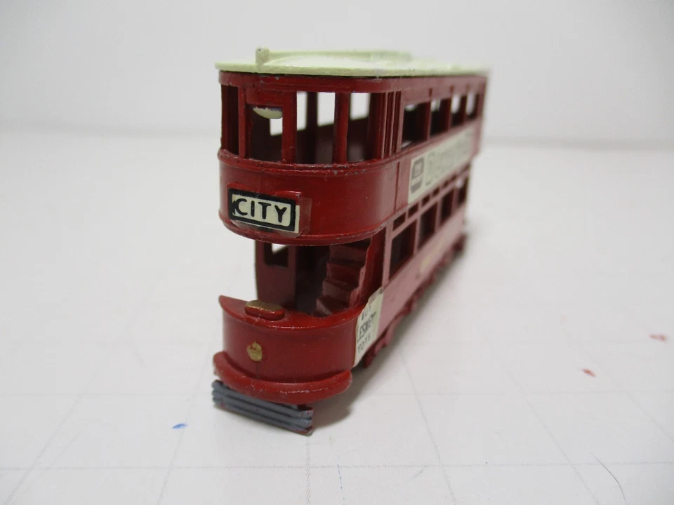 Models of Yesteryear #Y-3A V-2 LONDON E CLASS TRAMCAR XLNT MODIFIED V-1 DEWARS! - Image 2 of 4