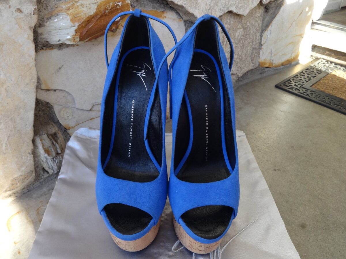 Giuseppe Zanotti Denny 115 Skyhigh Platform Pumps Blue Suede EU 39