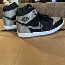 Air Jordan 1 Retro HI OG Satin Shadow Women’s Size 9.5 #10033