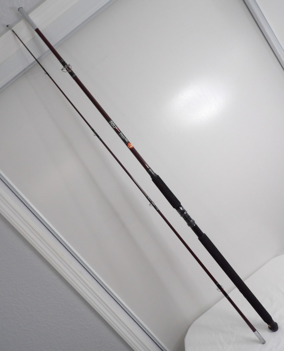 VTG ABU GARCIA ATLANTIC 2413 SWEDEN 9' 2 PC M ACTION SPINNIN