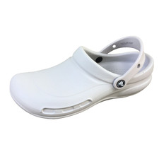 NWT Crocs Slip Resistant Shoes Bistro Clogs Gray Shoes Size m9 w11