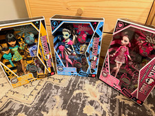 Dawn of the Dance Draculuara Creeproduction Monster High