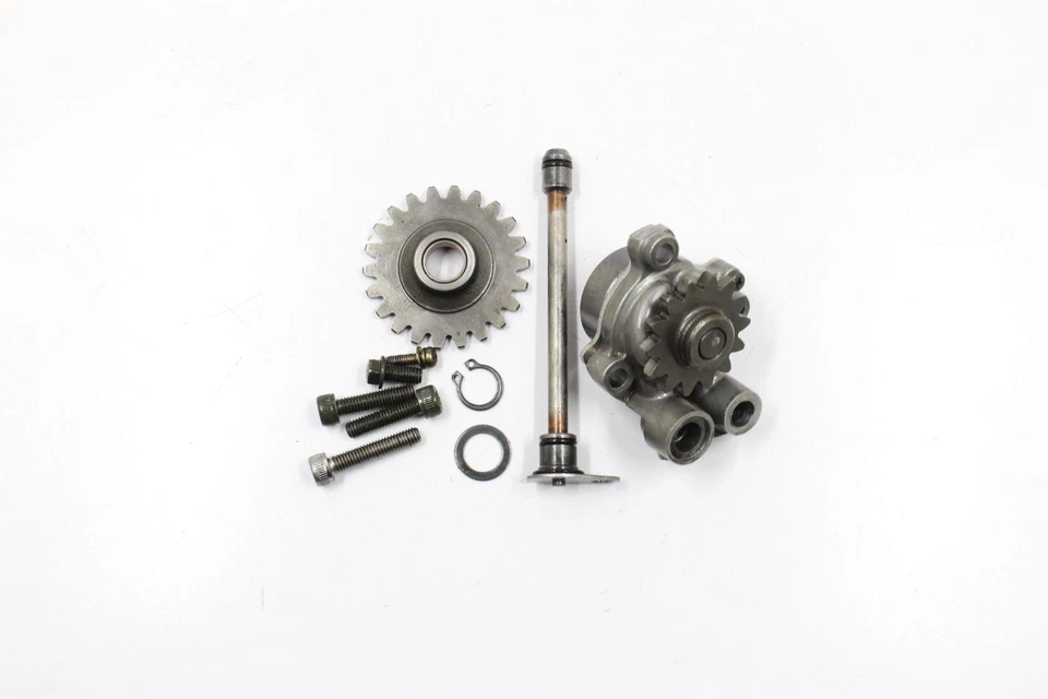 BOMBA DE ÓLEO DE MOTOR 2001 YAMAHA YZ250F FABRICANTE DE EQUIPAMENTO ORIGINAL - Imagem 4 de 4