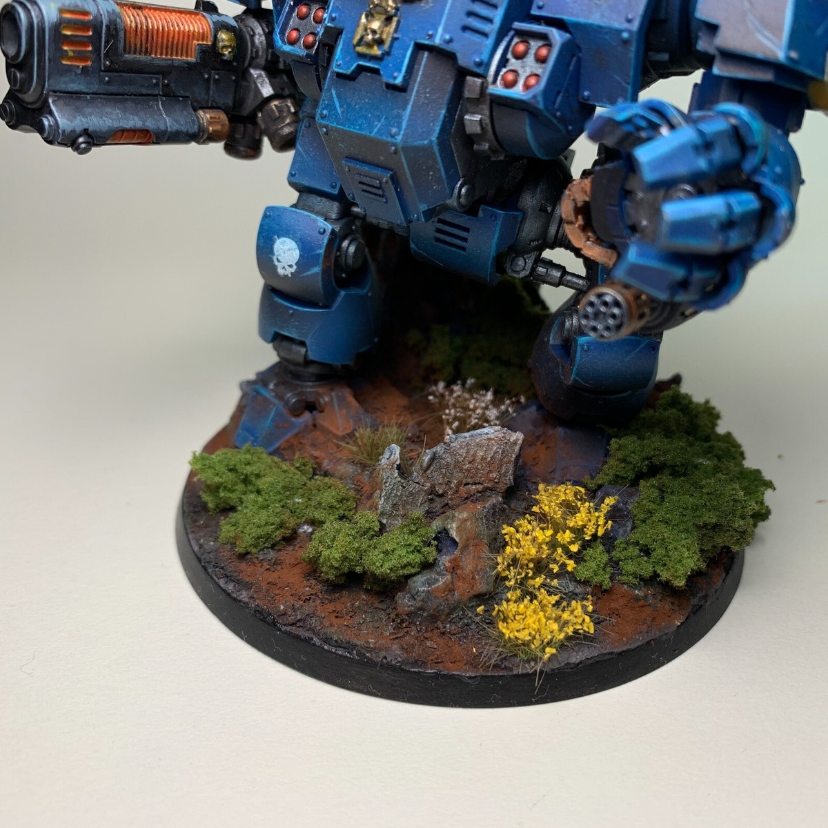 Warhammer 40k Ultramarines Primaris Redemptor Dreadnought