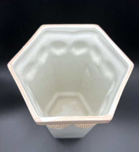 Vintage Rosenthal Netter Hexagonal Seashell Vase Made in Italy 9.25" Tall - Picture 4 of 8