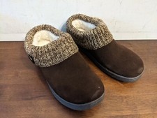 CLARKS Women's Knit Scuff Slipper, Brown, 7 M US