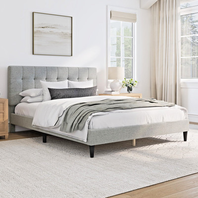 Stylish Light Gray Square Tufted Queen Platform Bed for Modern Bedrooms