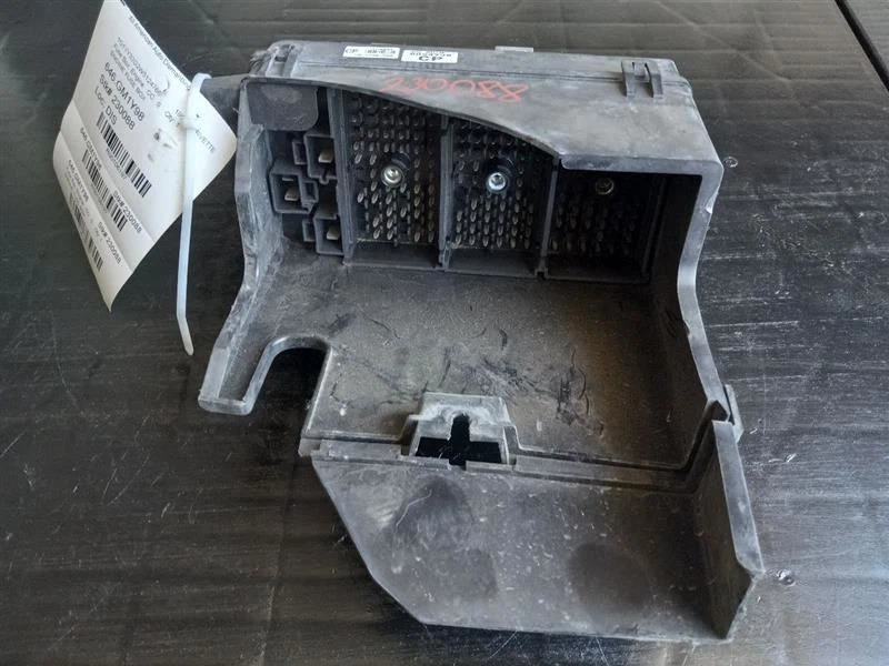 Chevrolet Corvette 1997-1998 motor de caja de fusibles 12193838 Foto 4 de 4