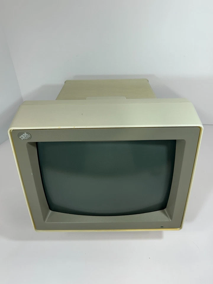 IBM Personal System/2 Color Display 8512-001 13 " CRT Monitor Tested working - Image 2 of 4