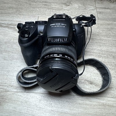 Fujifilm FinePix HS25 EXR 16MP Digital Camera, 30x Optical Zoom TESTED Working