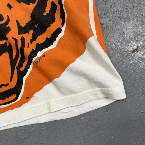 Vintage 90s NFL Chicago Bears Magic Johnson All Over Print Shirt XL - Picture 5 of 8