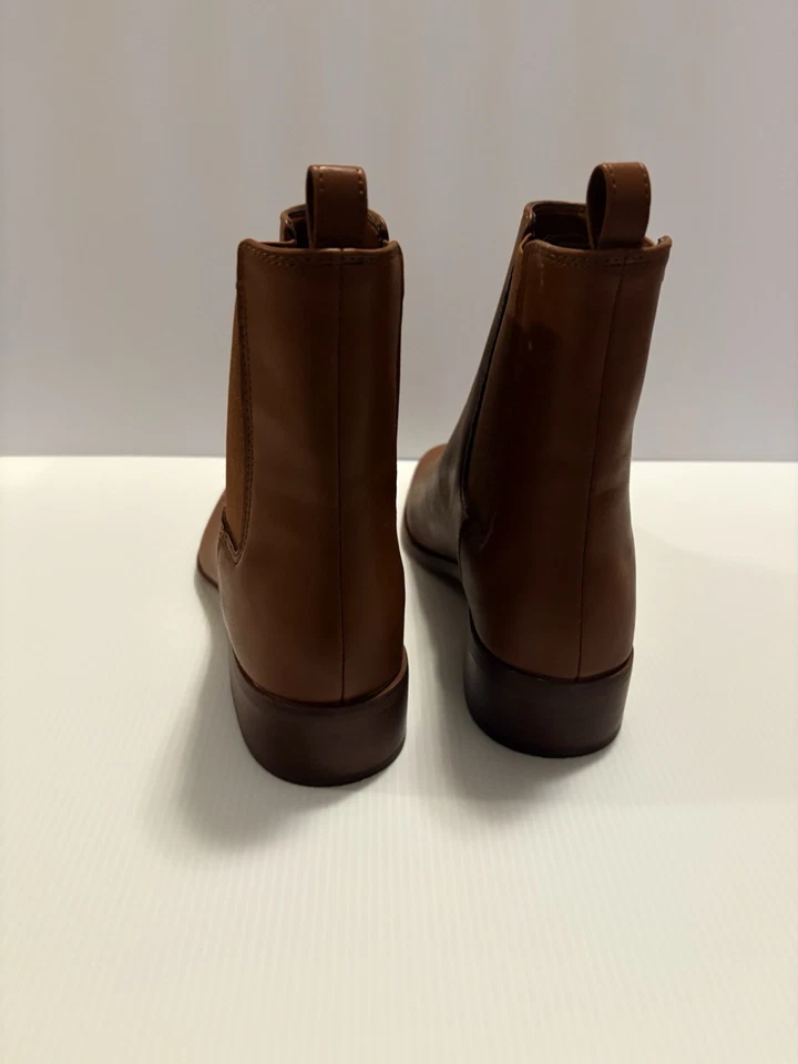 J.crew Chelsea Boots Style BT277 Size 8 Retail At $188 NWOT - Image 4 of 4