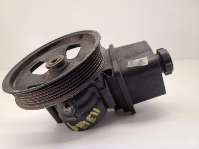 Насос гидроусилителя руля 2004 05 2006 GMC ENVOY XL 88963483 04-06 - Изображение 2 из 4