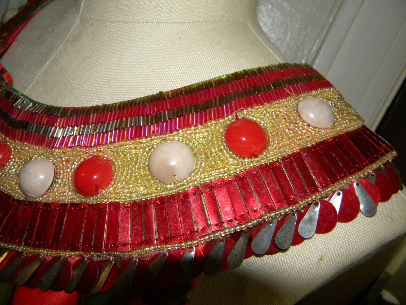 BELLISSIMO abito Kate Spade in seta con scollo di perline stampa floreale taglia 10