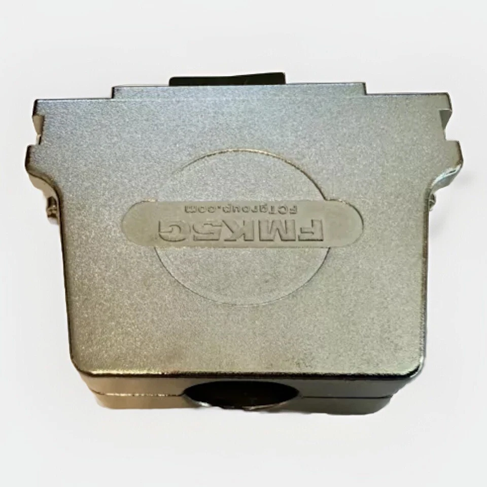 Molex FCT 152-FMK5G-K201 D-sub Connector Die Cast Zinc Backshell 15 Way Strain - Image 3 of 4