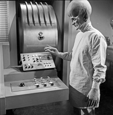 THE OUTER LIMITS Old TV photo The Sixth Finger 1963 David Mccallum 6
