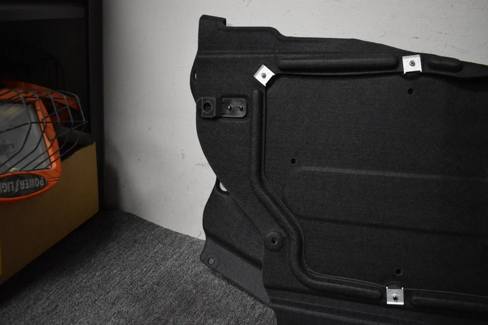 Nissan Rogue 2014-2017 deportivo utilitario undercar de fábrica OEM Foto 3 de 4