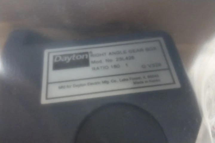Dayton 23L428 0.03 Max Input HP 10 Max Output RPM Right Angle Gear Box (BW) - Image 2 of 3