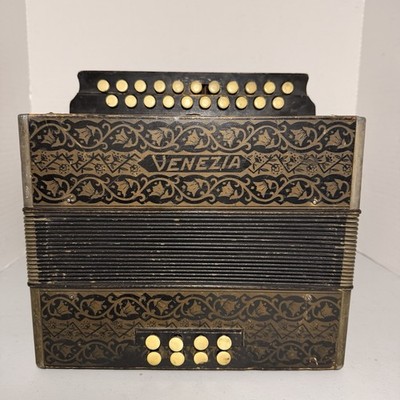 Antique Hohner Venezia Diatonic Button Accordion German Box Steel Reeds READ