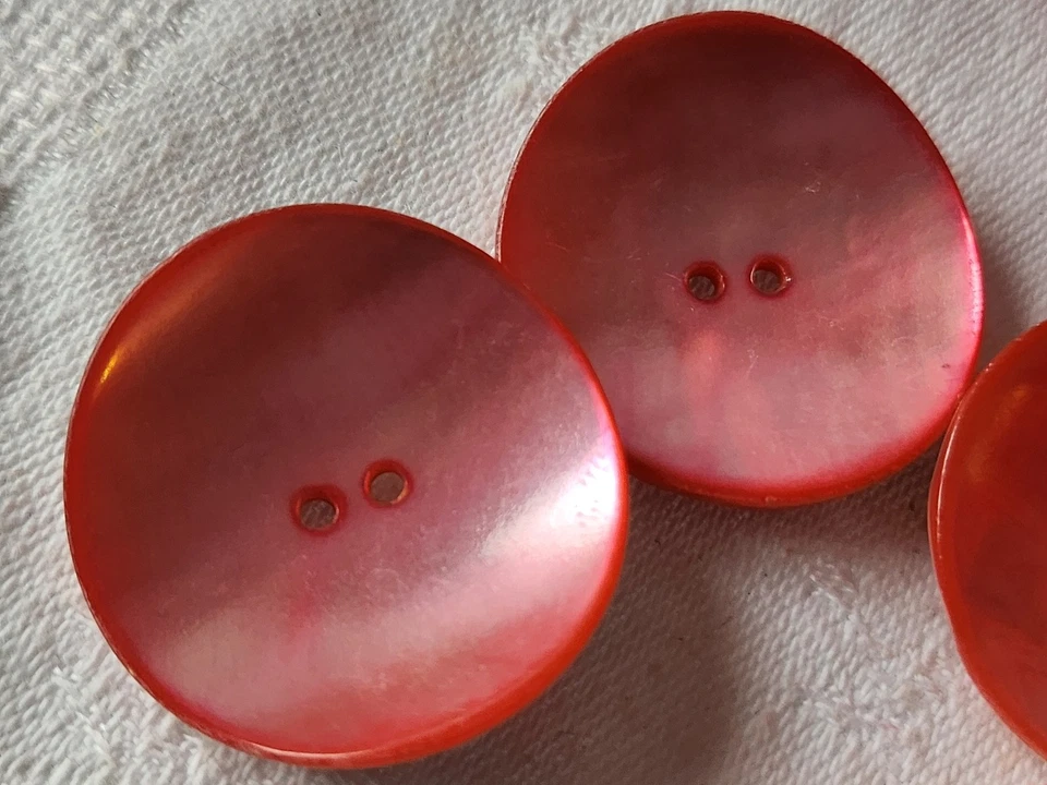 Lot 4 gros bouton vintage en nacre rose flashy incurvé 3,2 cm ref 1232 - Photo 2/4