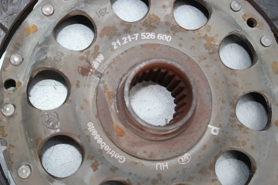 Zweimassen Schwungrad Druckplatte 7549441 7550807 BMW 1er E87 Bj.06 - Bild 2 von 4