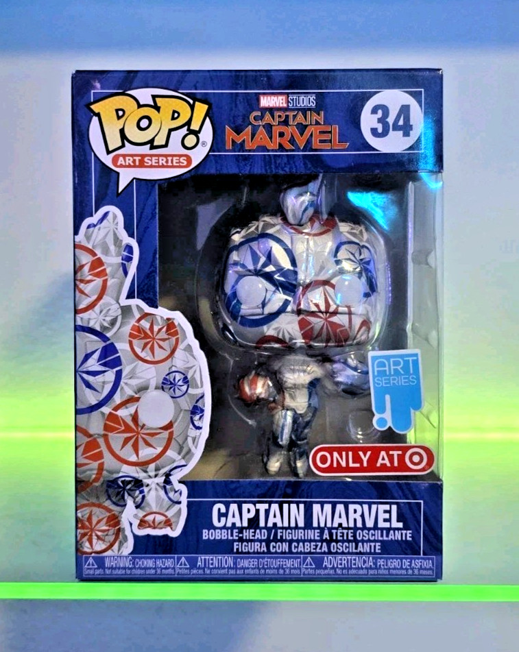 Funko Pop!: Marvel Studios - Captain Marvel (ART Series) (Only At Target) #34 + 