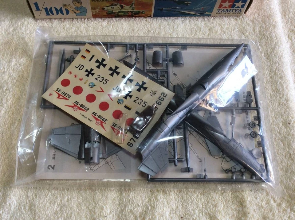 F-104J/G Starfighter (Glory) 1/100 TAMIYA [non assemblato] - Immagine 4 di 4