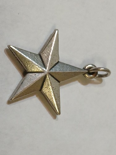 James Avery Retired Beveled Sterling Silver Texas Star Bracelet Charm