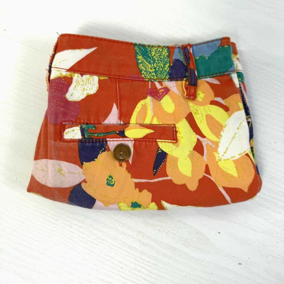 Pantalones Cortos Roxy Jean Junior Talla 3 Rojo Hawaiano Tropical Floral Tiro Bajo Denim Foto 3 de 4