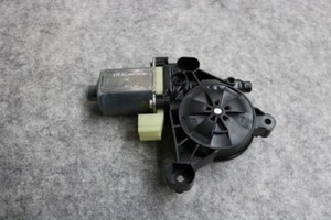 Audi A1 A5 A4 8W Q7 4M R8 4S VW Golf 7 Fensterhebermotor 8W0959801 links rechts