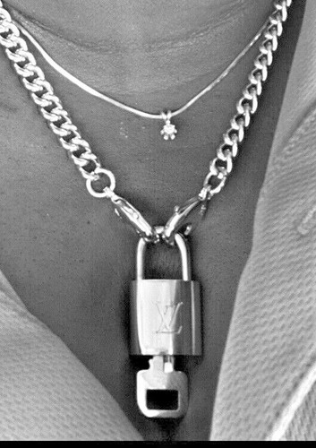 LOUIS VUITTON SILVER PADLOCK ON CHAIN 