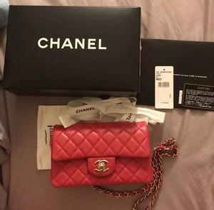red chanel purse