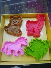 HIC ANIMAL CRACKER COOKIE CUTTER SET LLAMA BEAR UNICORN DINOSAUR SPRING ACTION