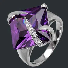 925 SILVER RHODIUM PLATED. Ring Cubic Zirconia Square Purple Amethyst Solid Choice of Sizes