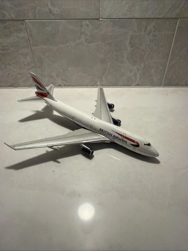 Gemini Jets 1:400 British Airways Boeing 747-436, G-BNLV, Model Airliner - Image 3 of 4