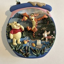 Vintage Winnie the Pooh plate Fishin’ for fun Bradford Exchange collector 6 x 7”