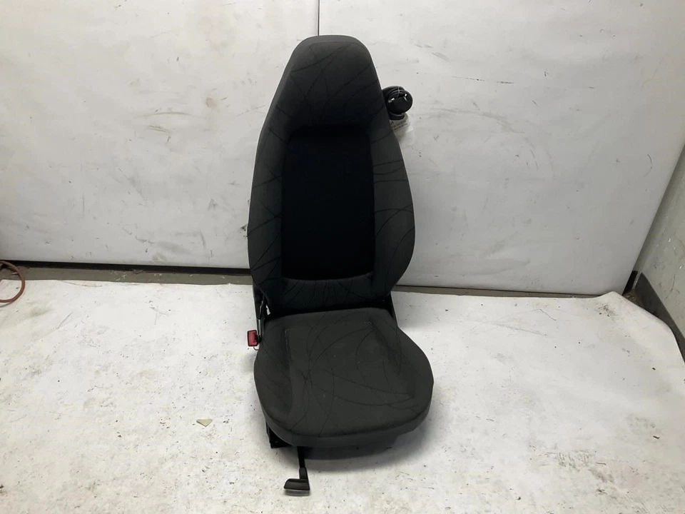 08-16 Smart Fortwo Front Left Driver Seat T Foto 2 de 4