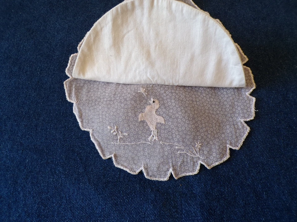 BAVOIR ANCIEN DENTELLE BRODERIE - Photo 3/4